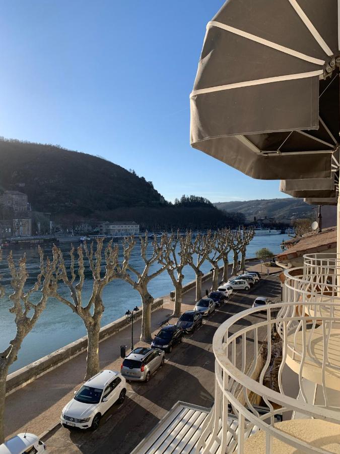 Hotel Les Deux Coteaux Tain-lʼHermitage Kültér fotó