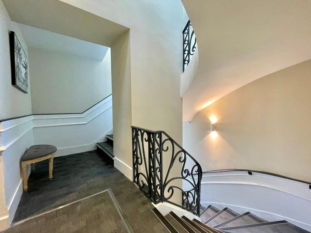 Hotel Les Deux Coteaux Tain-lʼHermitage Kültér fotó